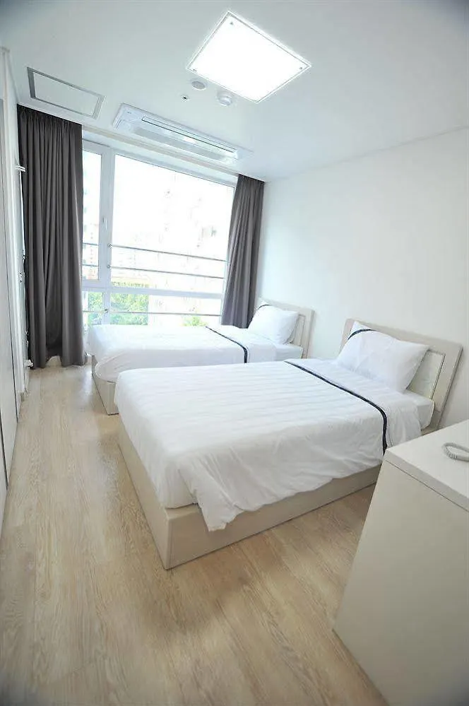 Skycity Residence Gimpo Aparthotel