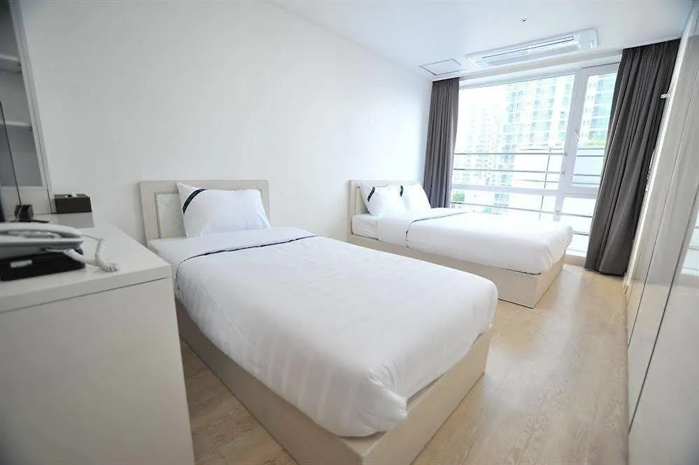 Skycity Residence Gimpo Aparthotel